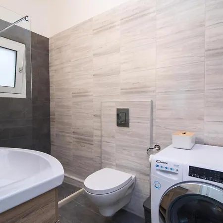 Midtown Apartment By Corfuescapes Corfu (city)