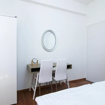 Midtown Apartment By Corfuescapes * Corfu (city)