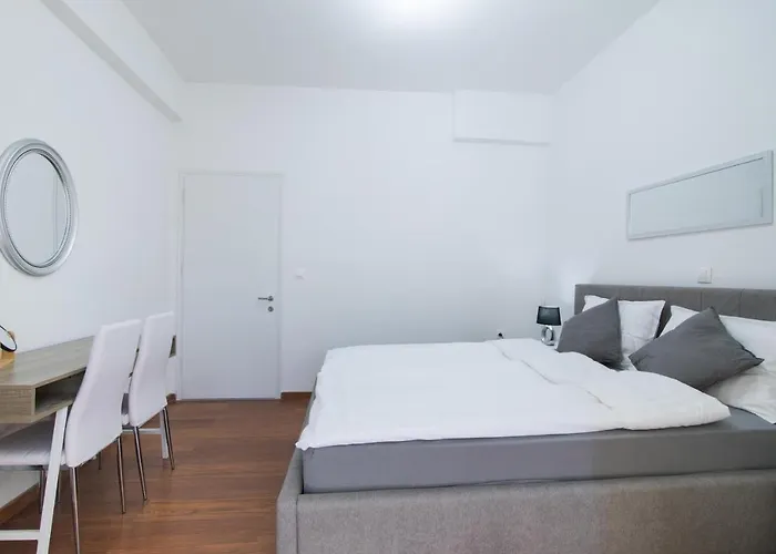 Midtown By Corfuescapes Apartment *